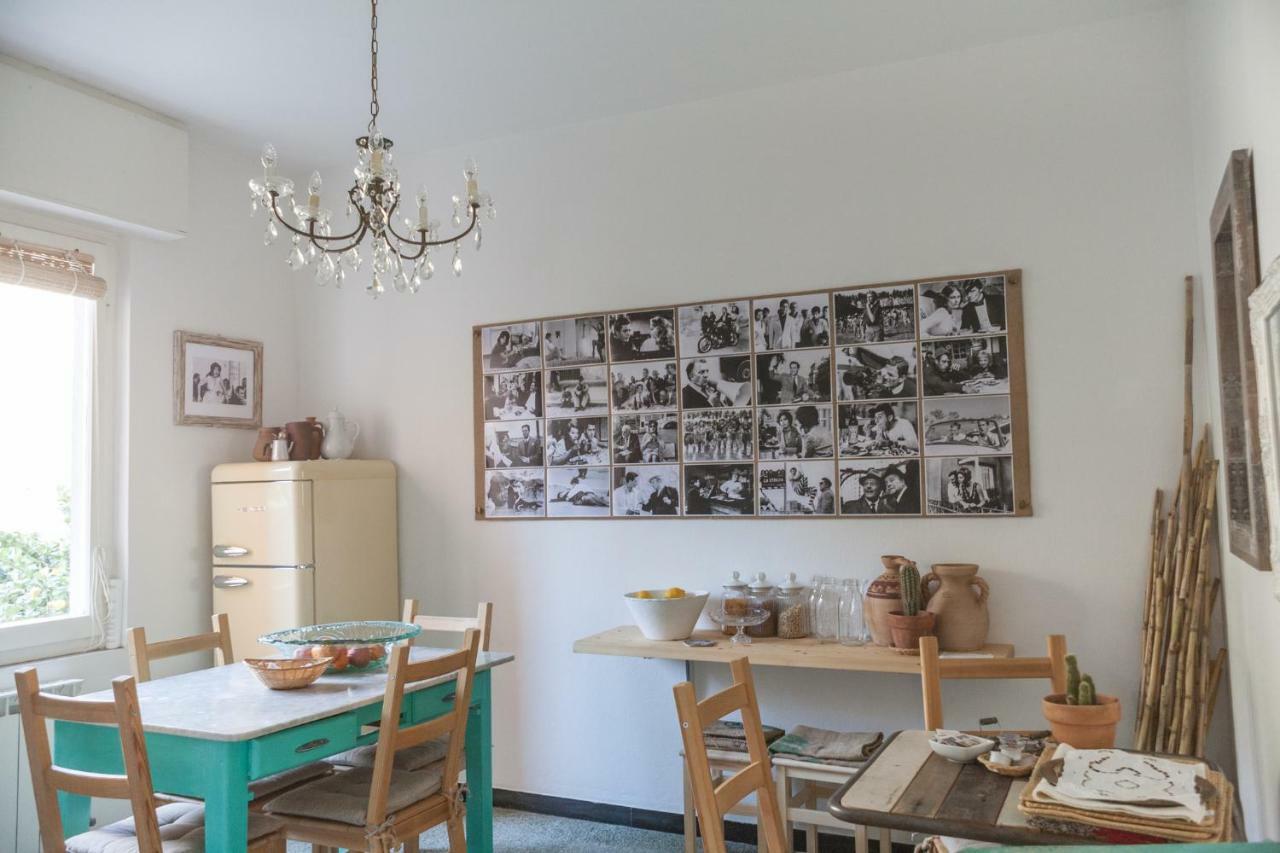 Primo Piano Acomodação com café da manhã Moneglia Exterior foto